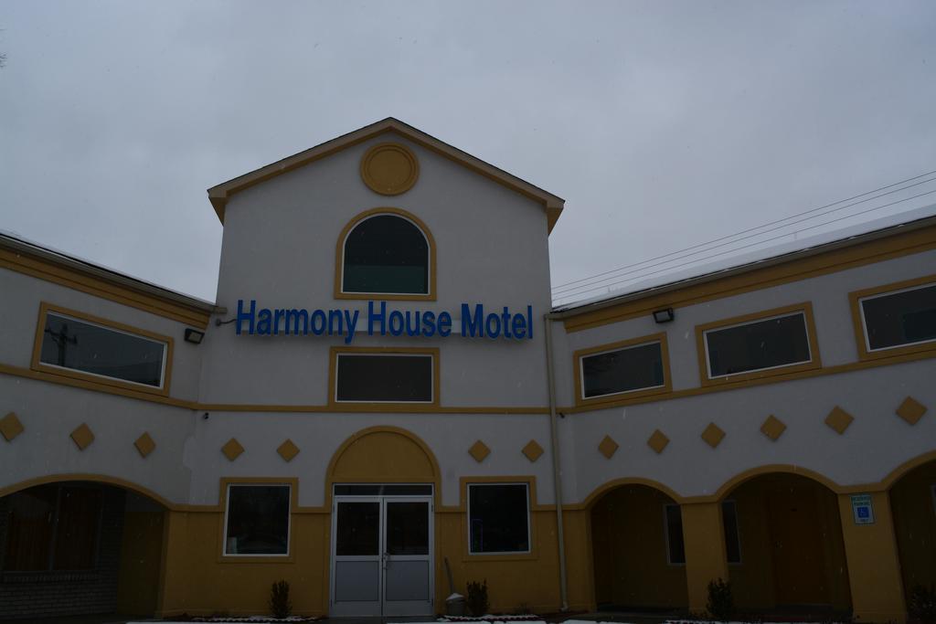 Motel The Harmony House à Ypsilanti Extérieur photo